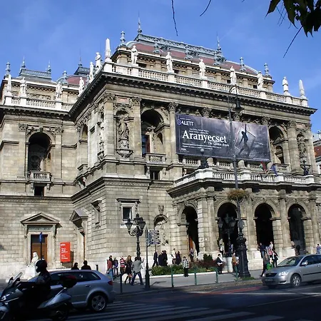 아파트 아리바 발코니 스튜디오 부다페스트